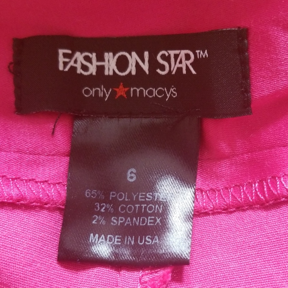 Pink shorts - Picture 3 of 6